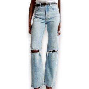 Abercrombie and Fitch The 90's Relaxed Jean High Rise